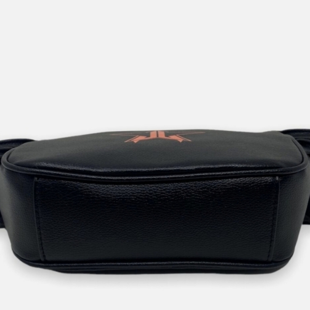 Jeffree Star BlK Bat Wing Full Zipper Handbag/Makeup Bag HALLOWEEN Ret. … - Picture 4 of 5